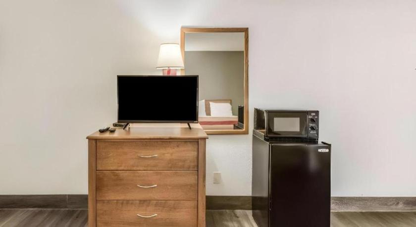 Econo Lodge Truman Inn Седалия Экстерьер фото